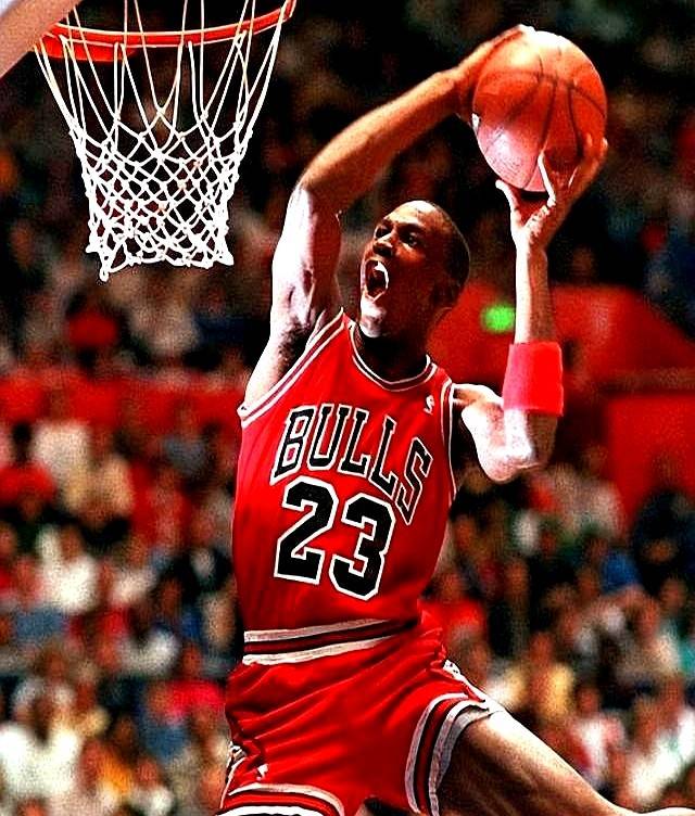 近4届欧预赛+世预赛射手榜：凯恩40球第1，C罗32球第2（近四届欧预赛与世预赛射手榜：凯恩40球领跑，C罗32球位列第二）