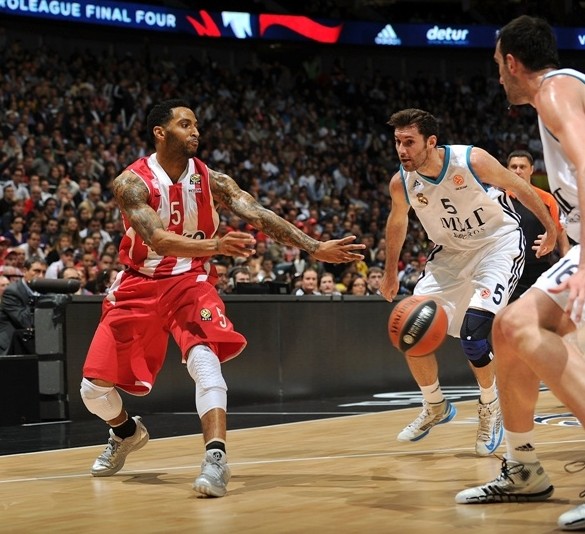 柏林联合多克希： 专门练过跑位进球 最难对付的是凯恩（柏林联合多克希：专练跑位抢点，凯恩最难对付）